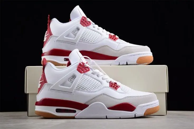 Jordan Retro 4 SB
